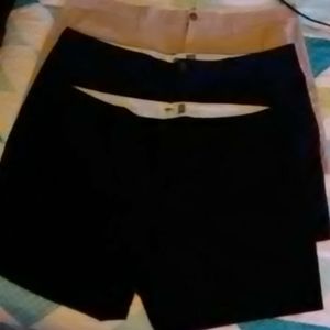 SALE... Bundle of 3 pair Old Navy Shorts🩵💜